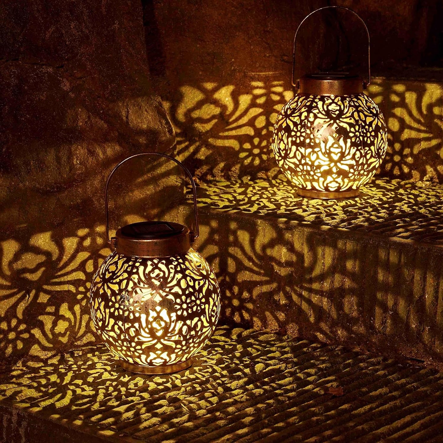 Zonne-lantaarns: decoratieve hanglampen voor buite