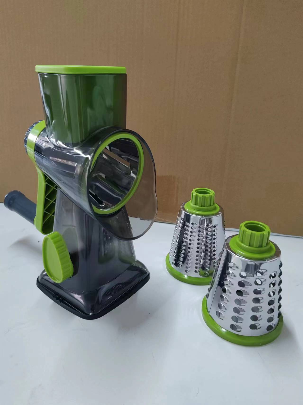 3 in 1 Rotary Cheese Rasper Vegetable Slicer