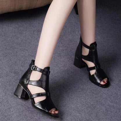 👡[35-40] 2025 New Soft Bottom Hollow Chunky Heel Soft Leather Roman Sandals