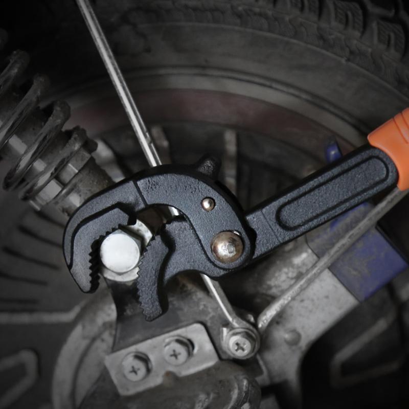 🌞Fris De Lente In Met 50% Korting!🛠️Multifunctionele Zelfklemmende Sleutel – Verstelbare Pijptang voor Buizen, Moeren, Kranen en Filters