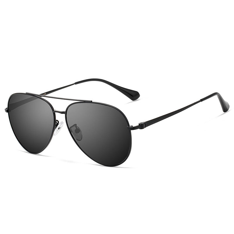 🕶️✨ Anti-UV Gepolariseerde Zonnebril voor Heren – Stijlvol & Comfortabel